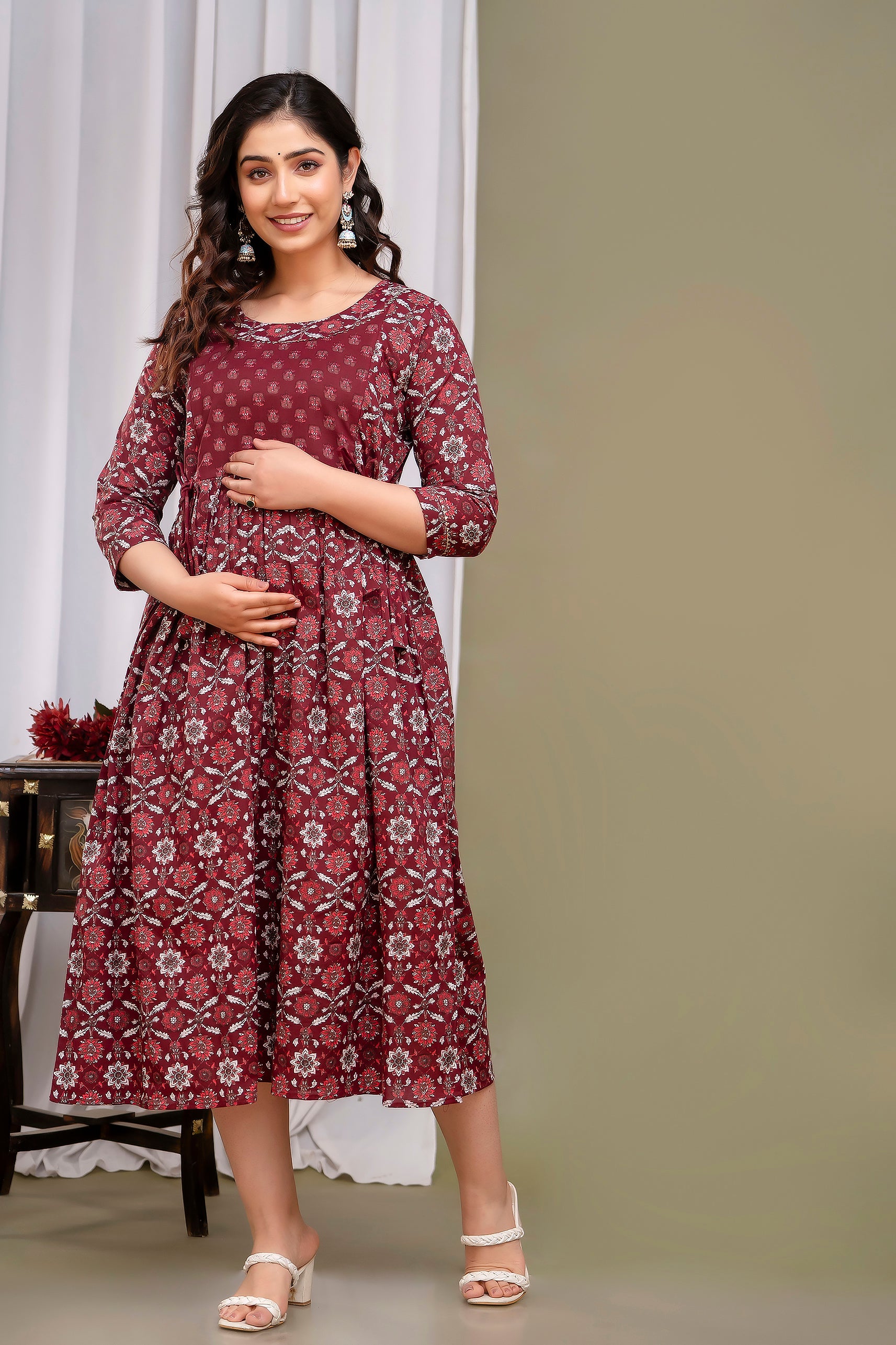 Majestic divas Cotton Maroon Floral Printed Maternity Feeding Kurta Dress with Dual Zippers