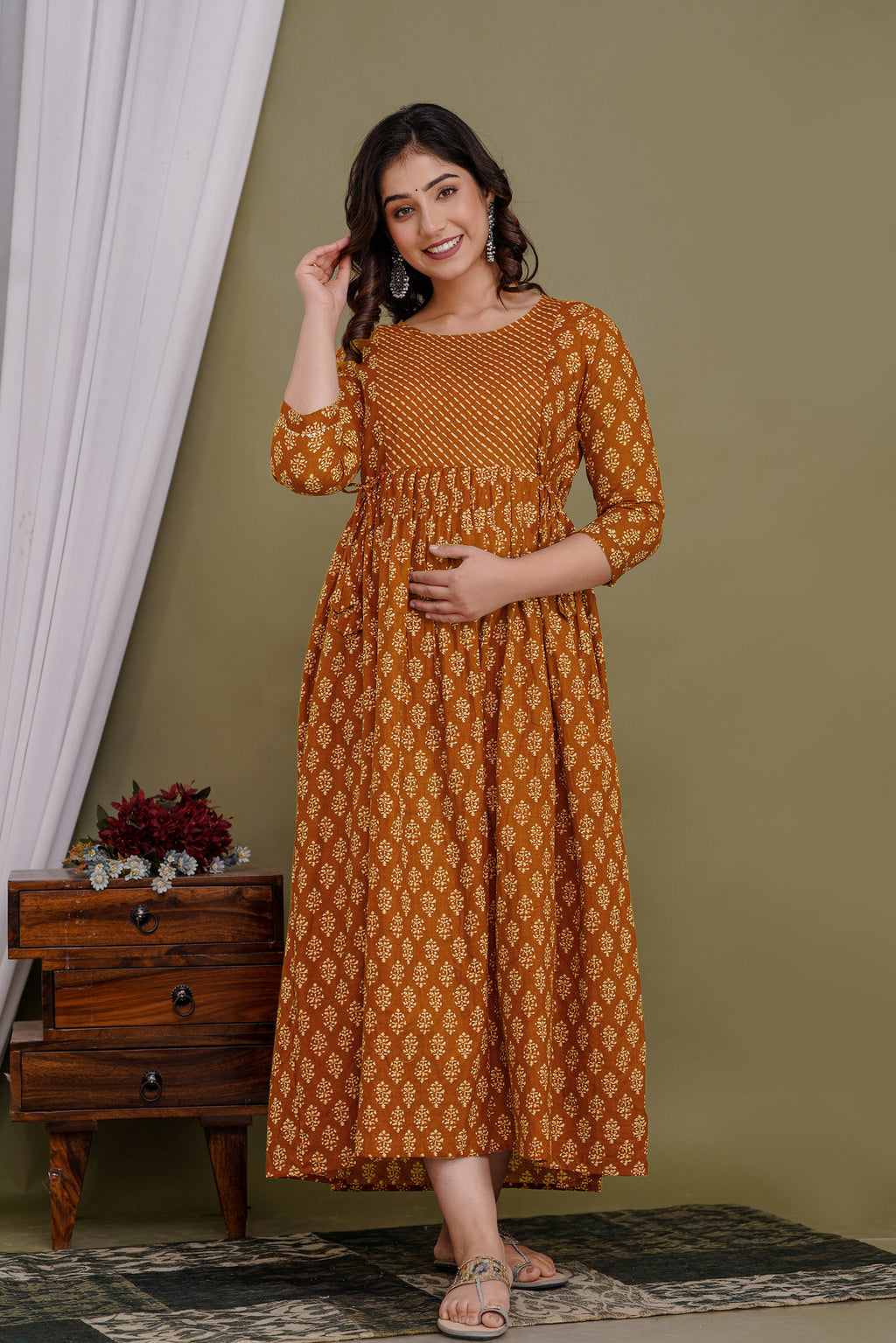 Majestic divas Cotton Rust Orange Printed Maternity Feeding Kurta Dress with Dual Zippers
