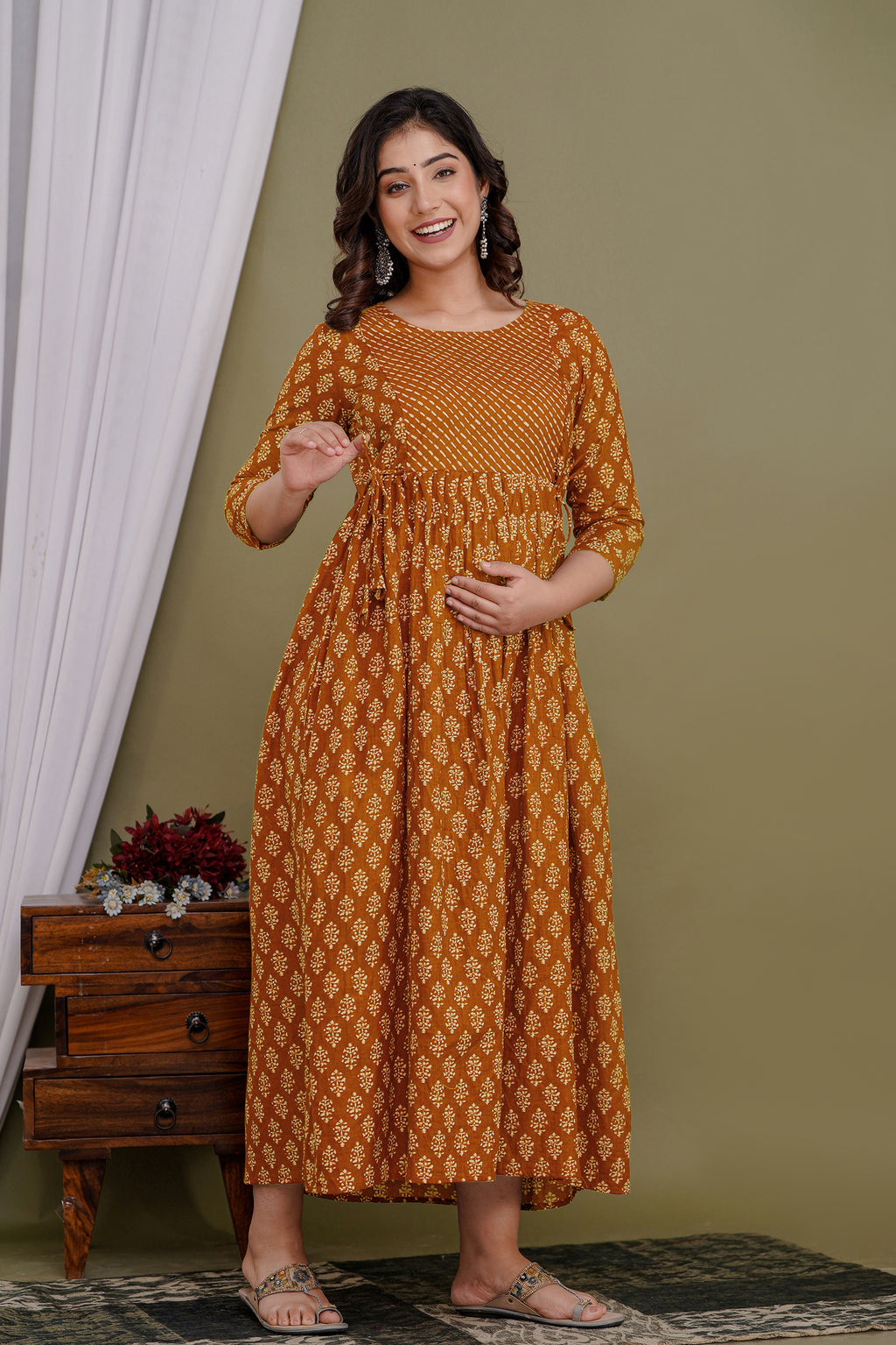 Majestic divas Cotton Rust Orange Printed Maternity Feeding Kurta Dress with Dual Zippers