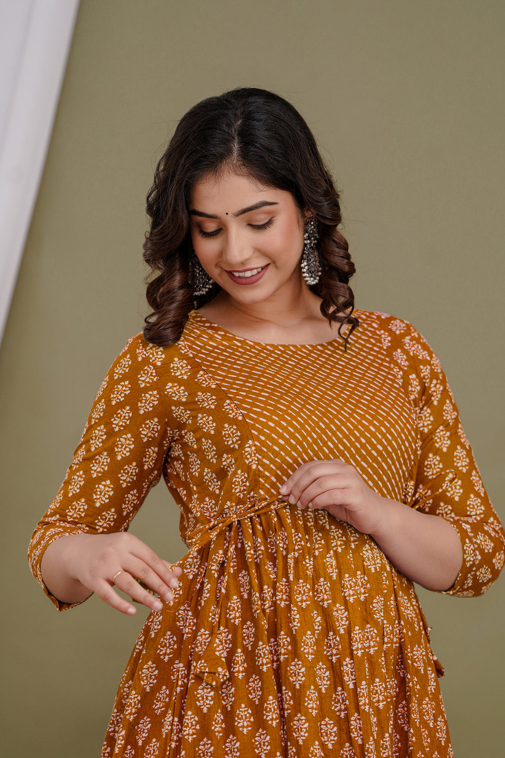 Majestic divas Cotton Rust Orange Printed Maternity Feeding Kurta Dress with Dual Zippers