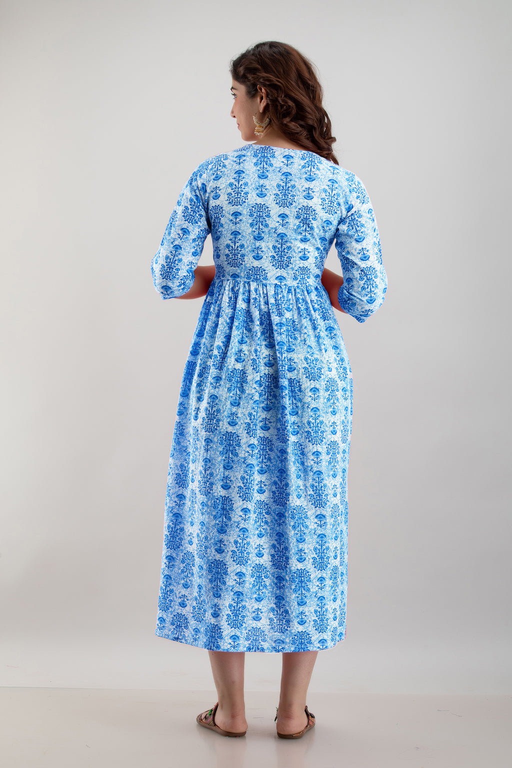 Majestic divas Cotton Sky Blue Floral Printed Maternity Feeding Kurta Dress with Dual Zippers