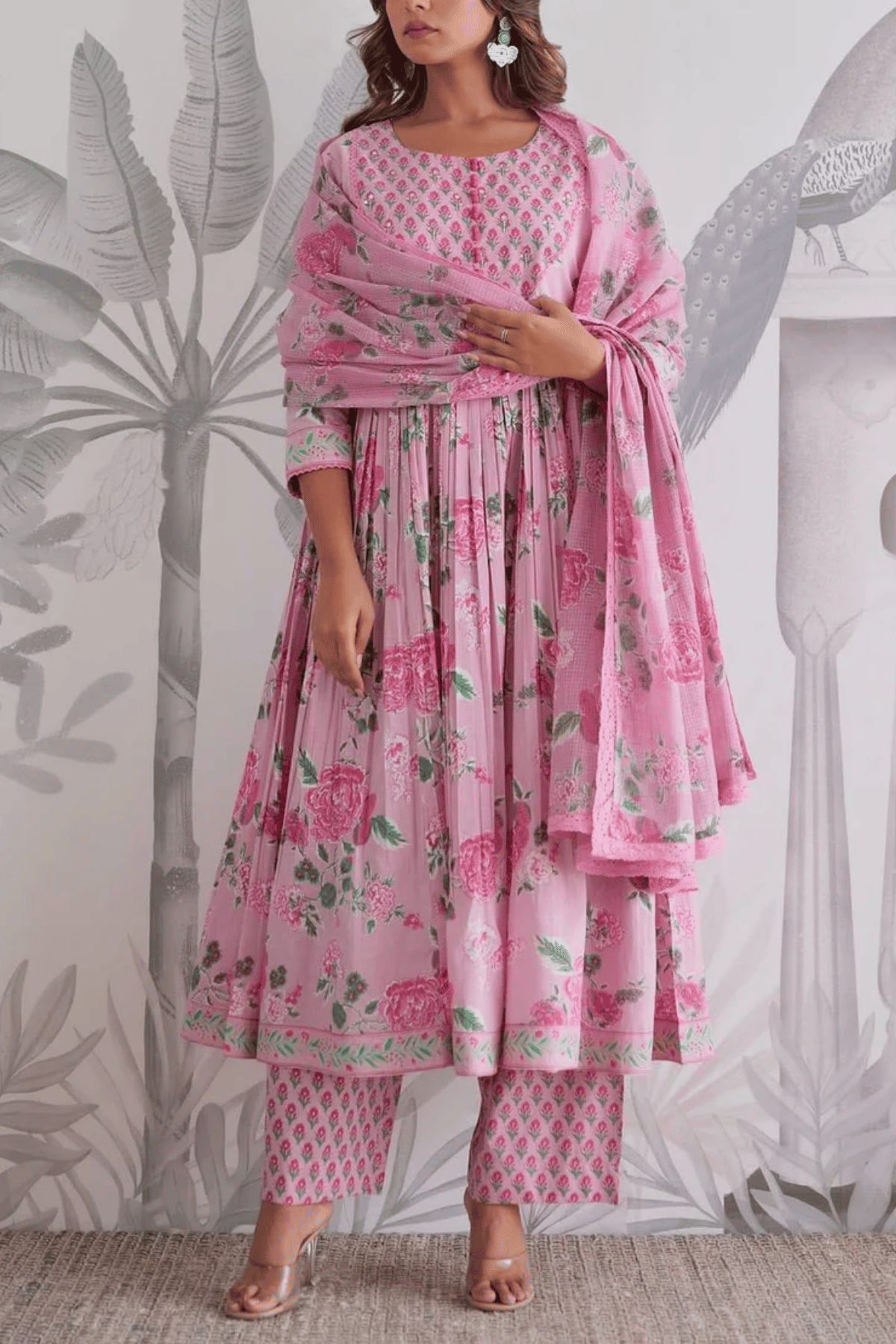 Majestic Diva's Pink Floral Printed Dupatta Set