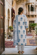 Majestic Diva's White & Blue Floral Printed Dupatta Set