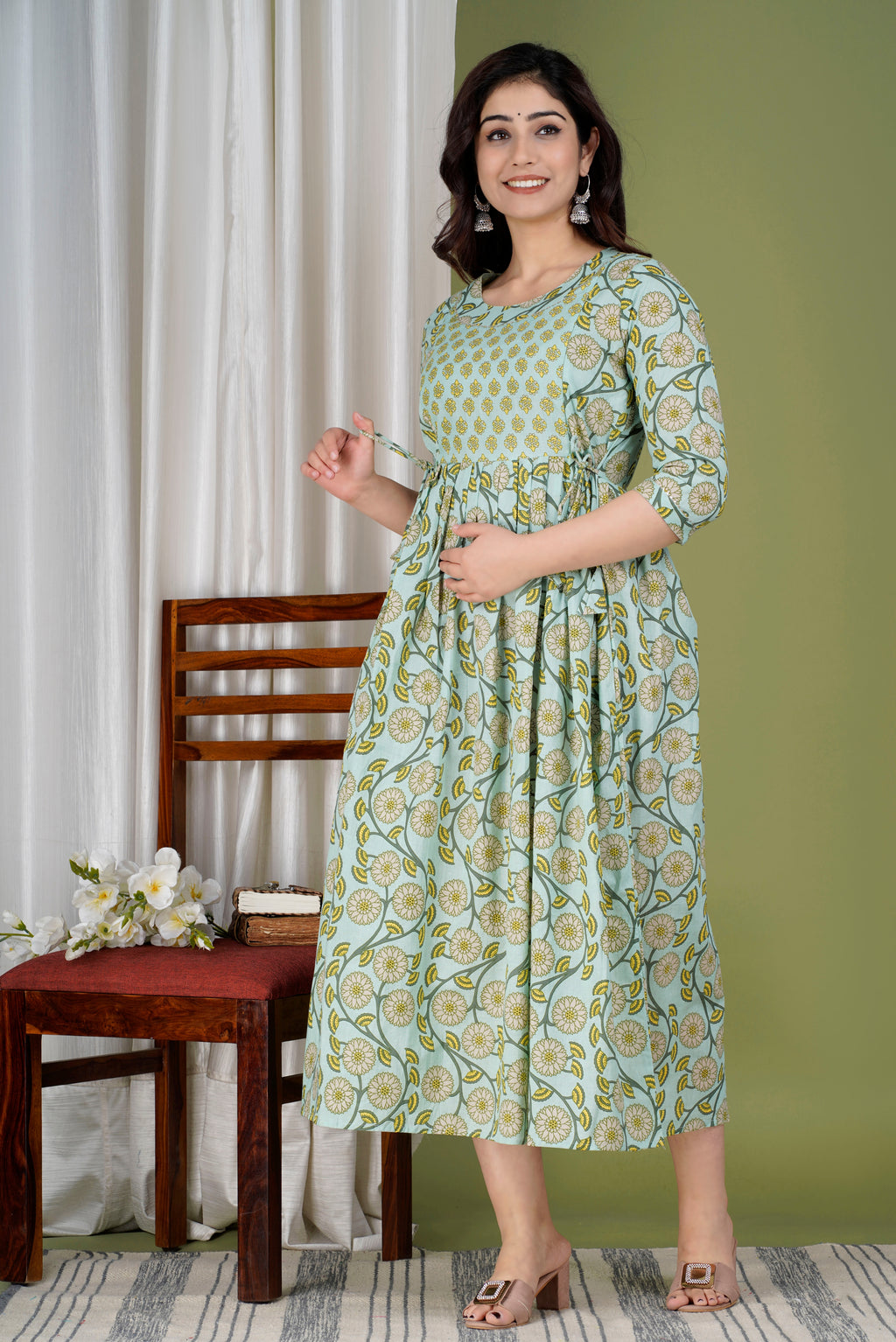 Majestic divas Cotton Mint Green Floral Vine Printed Maternity Feeding Kurta Dress with Dual Zippers