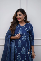 Majestic Diva's Indigo Blue Printed Dupatta Set