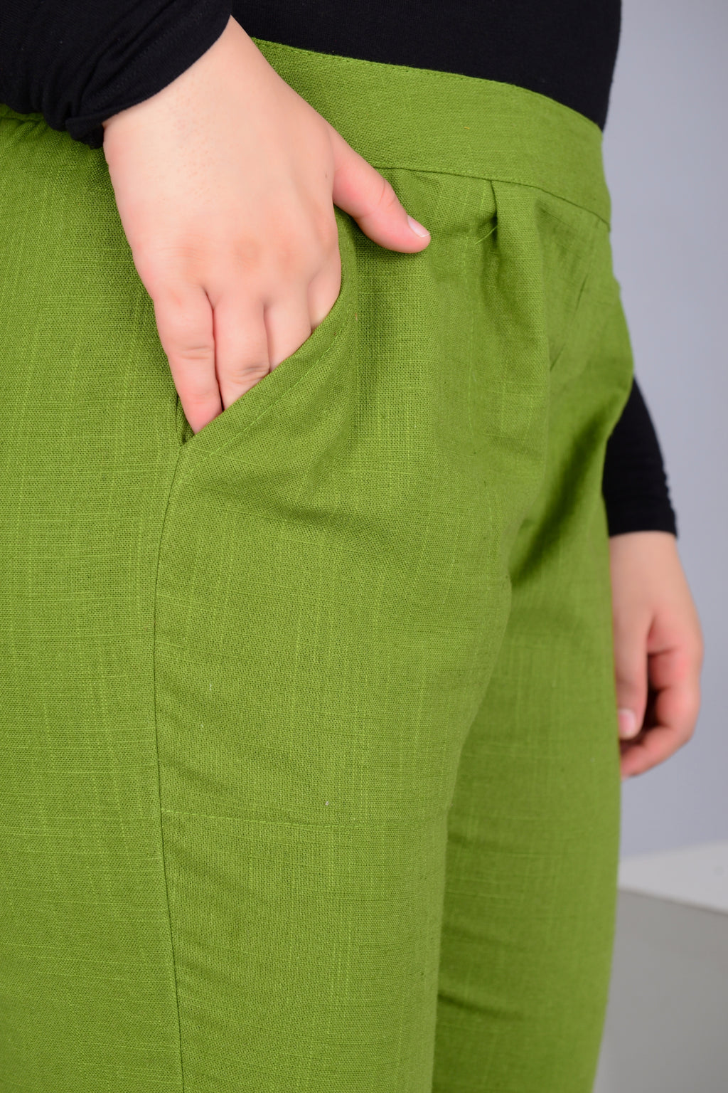 Majestic Diva's Women’s High Waist Olive Green Tapered Pants