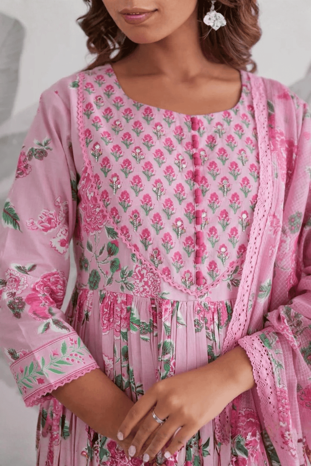 Majestic Diva's Pink Floral Printed Dupatta Set