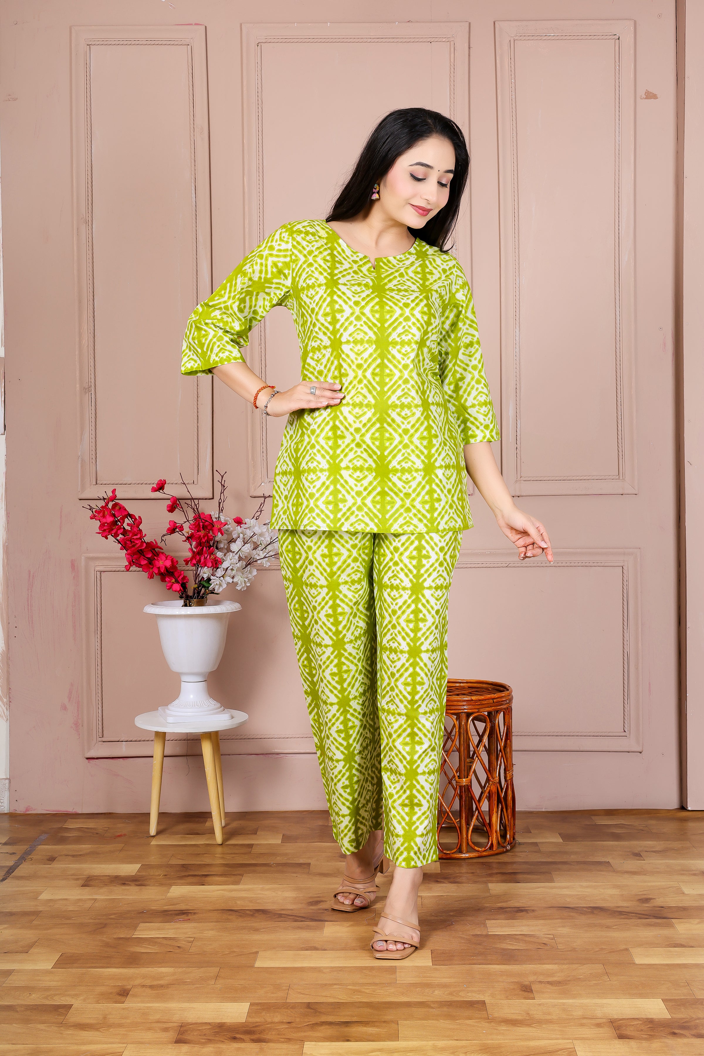 Majestic Divas Green Printed Cotton Co-Ord Set