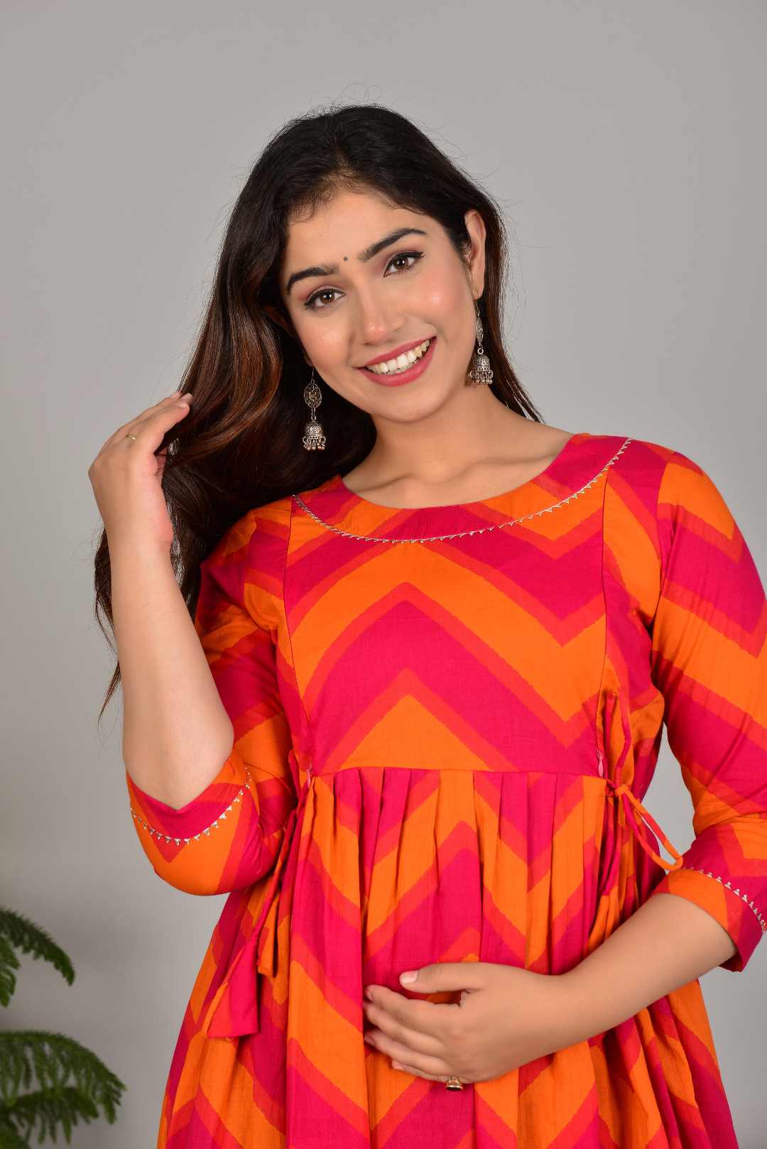 Majestic divas Cotton Pink Orange Chevron Zigzag Printed Maternity Feeding Kurta Dress with Dual Zippers