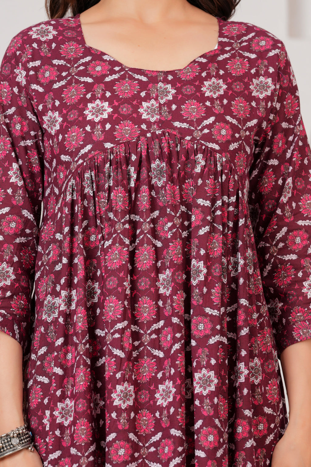 Majestic Divas  Cotton Maroon Floral Printed Maternity Feeding Kurta Dress with Round Neck & Dual Side Zippers
