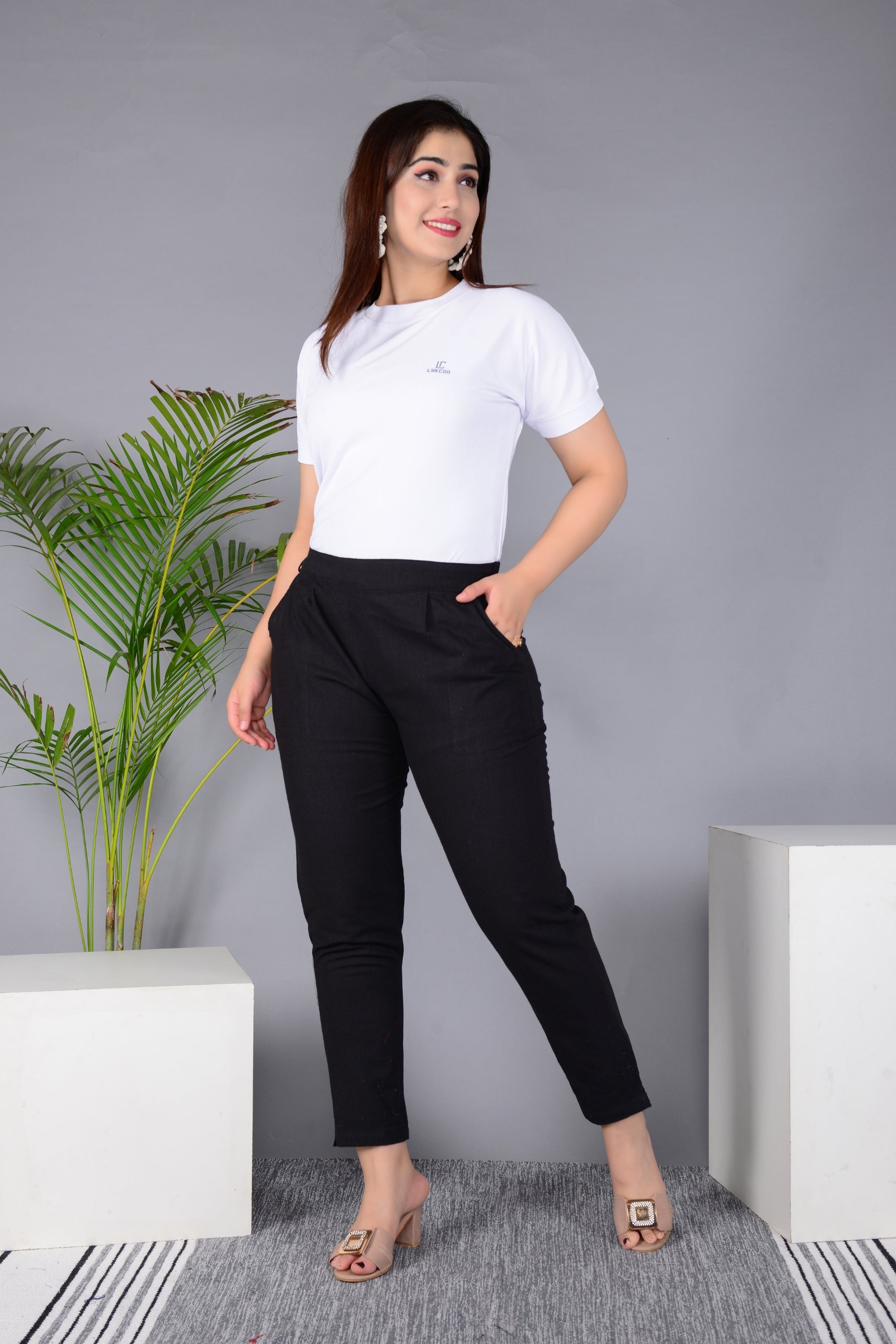 Majestic Diva's Women’s High Waist Classic Black Tapered Pants Main image