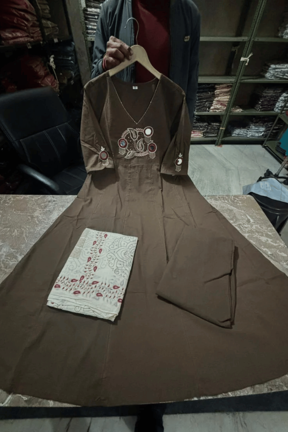 Majestic Diva's Olive Brown Embroidered Dupatta Set