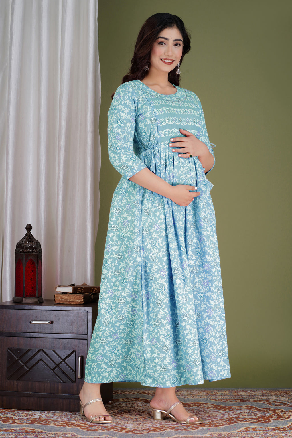 Majestic divas Cotton Sky Blue  Printed Maternity Feeding Kurta Dress with Dual Zippers