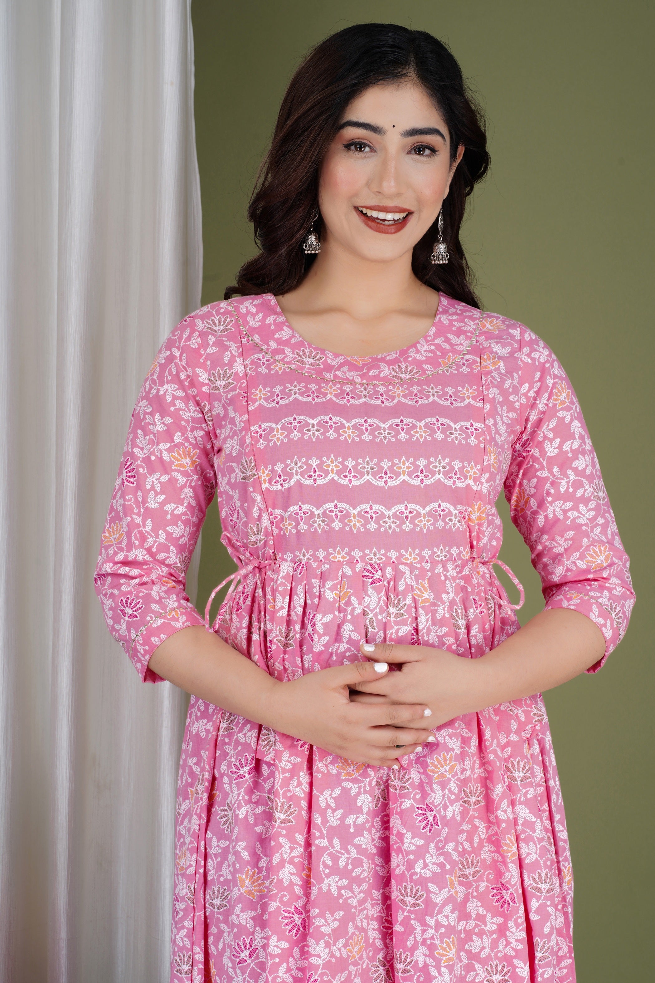 Majestic divas Cotton Pink Floral Buta Printed Maternity Feeding Kurta Dress with Dual Zippers