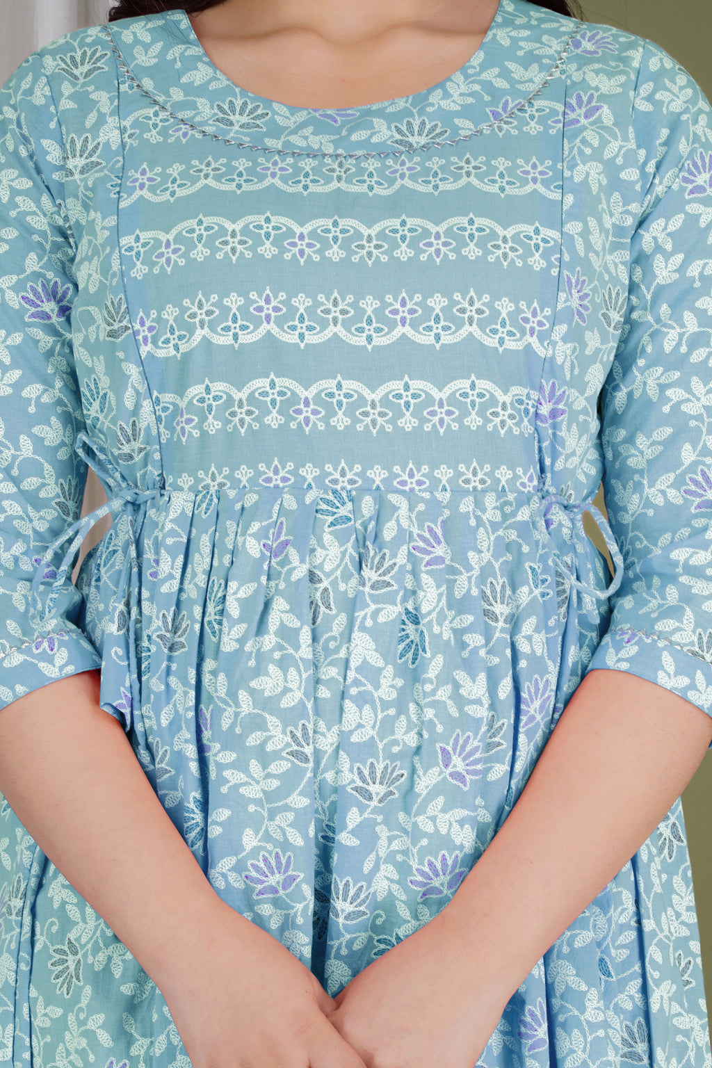 Majestic divas Cotton Sky Blue  Printed Maternity Feeding Kurta Dress with Dual Zippers