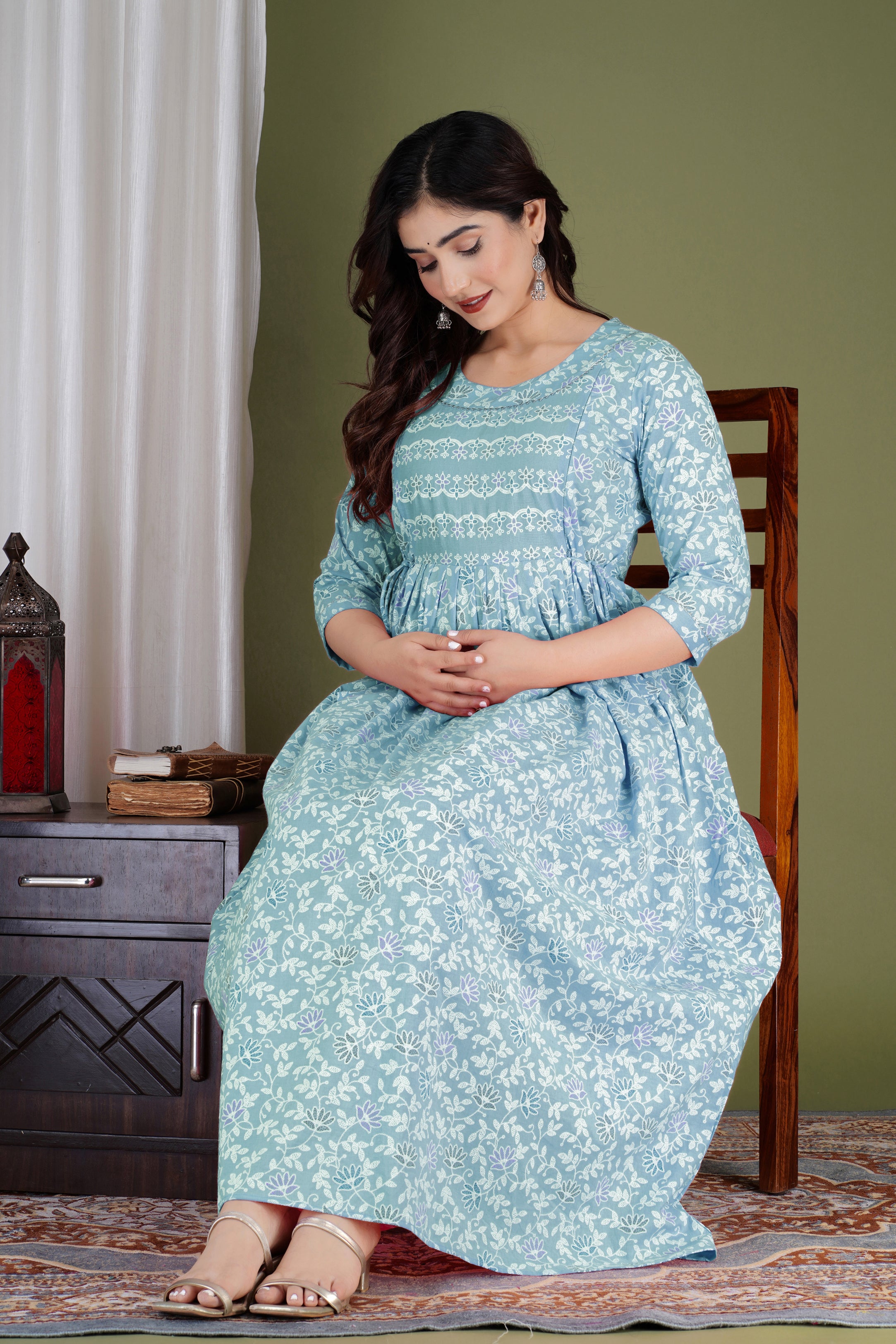 Majestic divas Cotton Sky Blue  Printed Maternity Feeding Kurta Dress with Dual Zippers