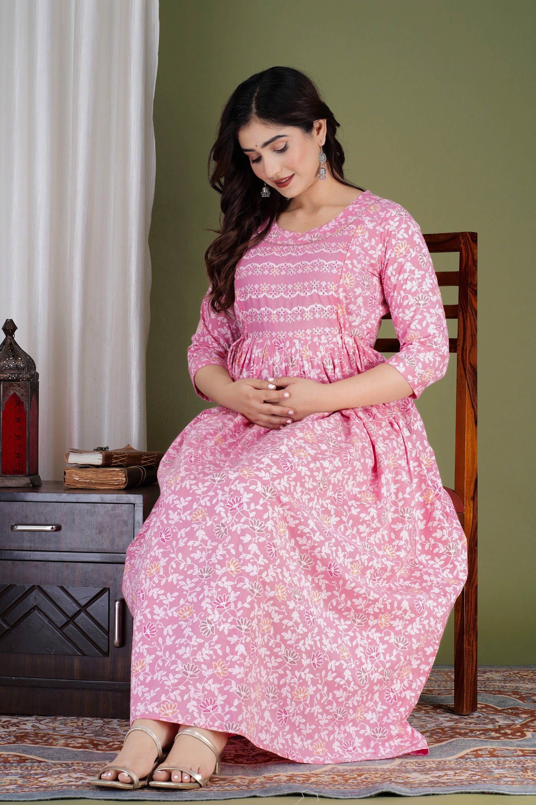 Majestic divas Cotton Pink Floral Buta Printed Maternity Feeding Kurta Dress with Dual Zippers Secondary image