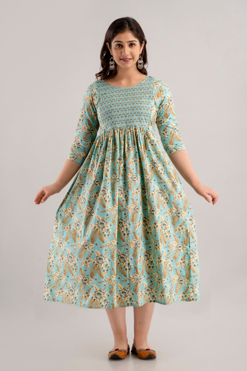 Majestic divas Cotton Pastel Sky Blue Printed Maternity Feeding Kurta Dress with Dual Zippers