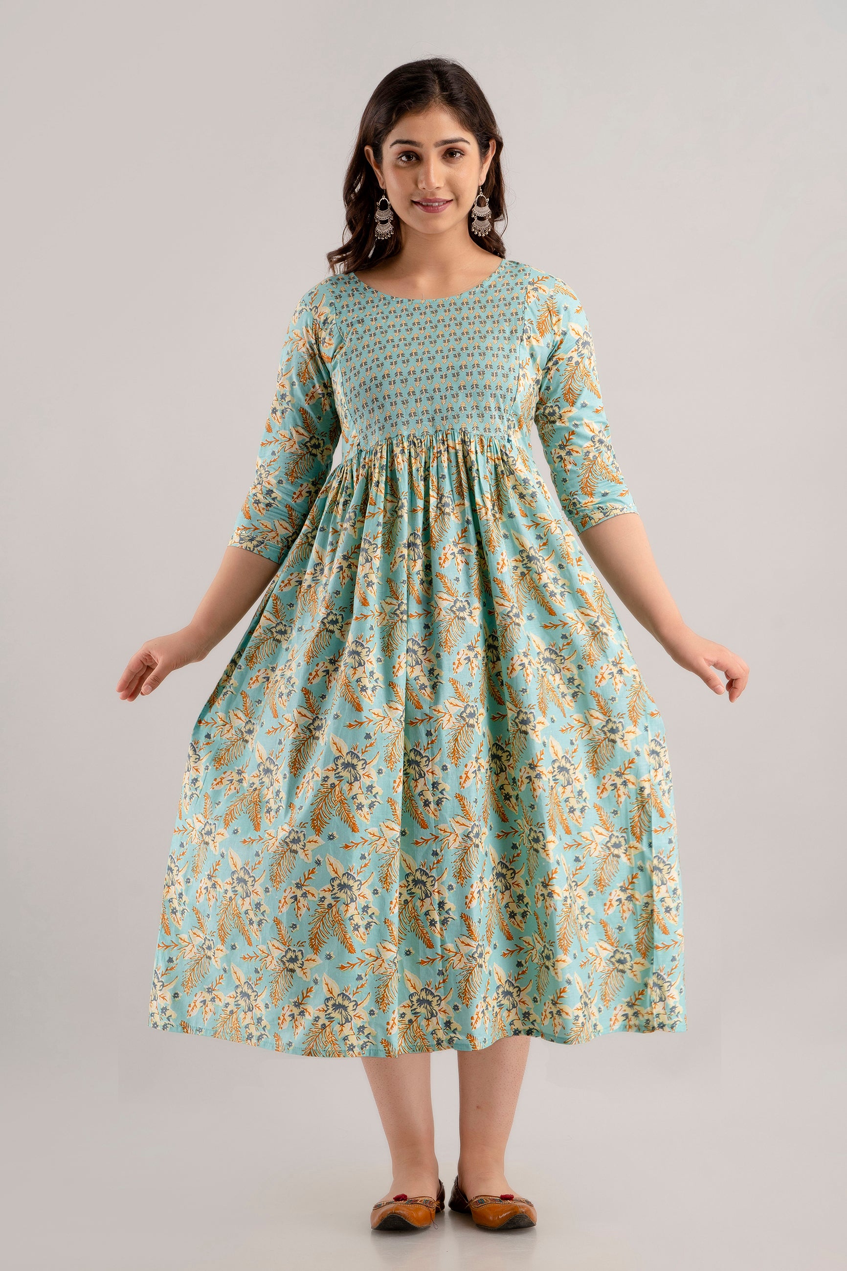 Majestic divas Cotton Pastel Sky Blue Printed Maternity Feeding Kurta Dress with Dual Zippers
