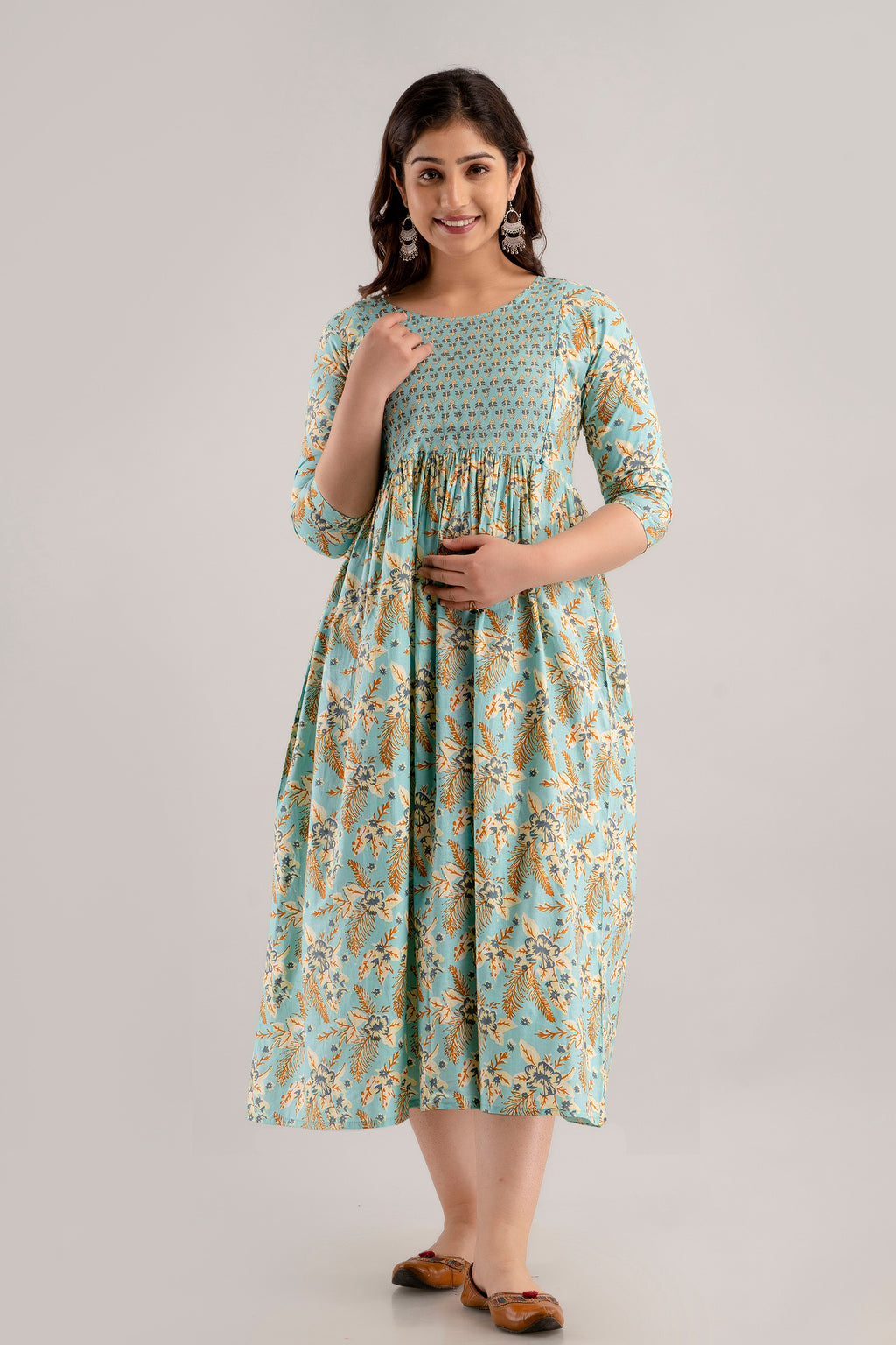 Majestic divas Cotton Pastel Sky Blue Printed Maternity Feeding Kurta Dress with Dual Zippers