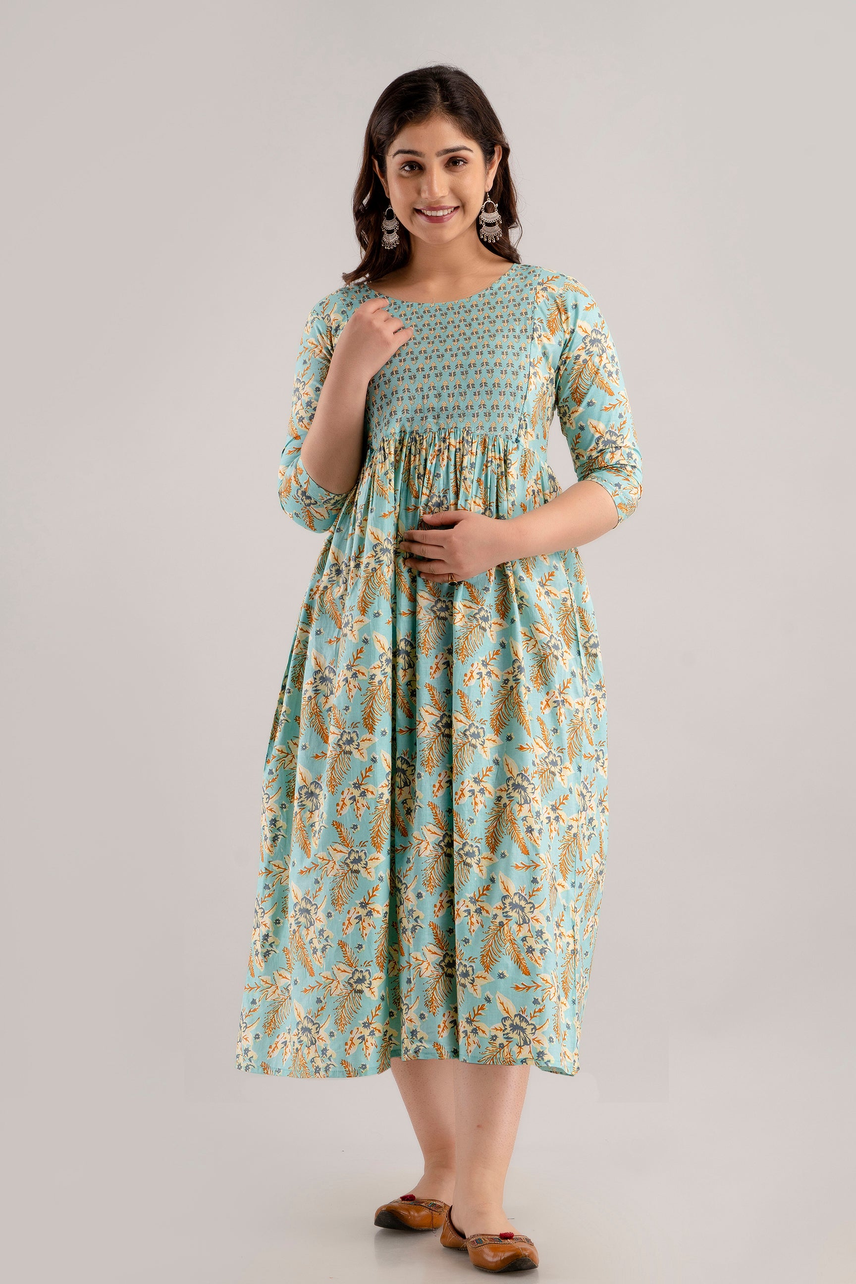 Majestic divas Cotton Pastel Sky Blue Printed Maternity Feeding Kurta Dress with Dual Zippers