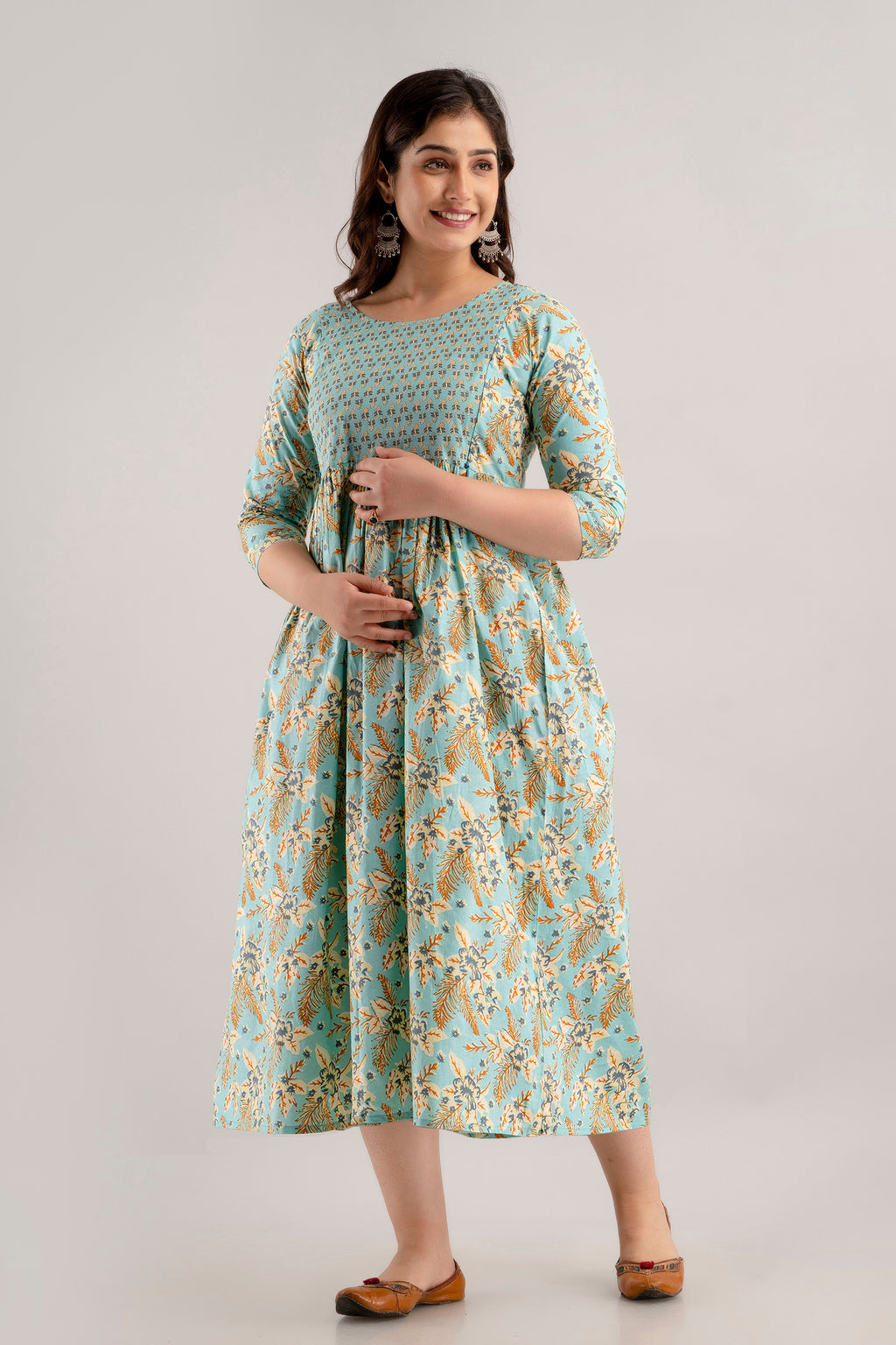 Majestic divas Cotton Pastel Sky Blue Printed Maternity Feeding Kurta Dress with Dual Zippers