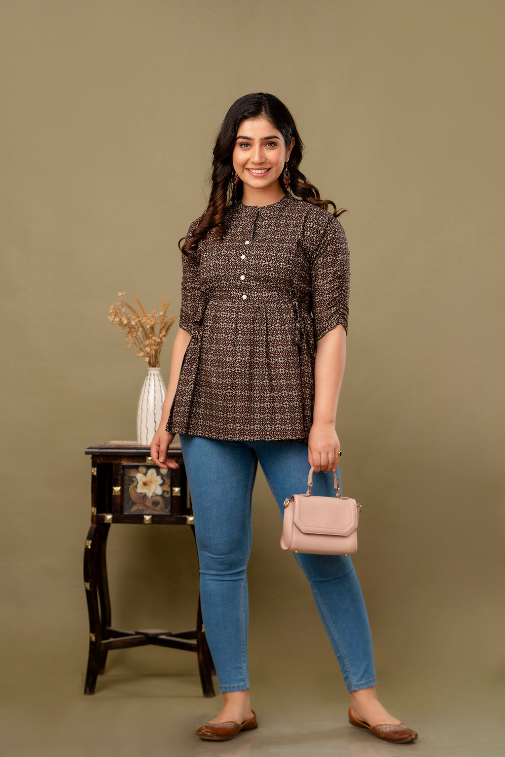 Majestic Divas Dark Brown with Beige & Rust Geometric Print