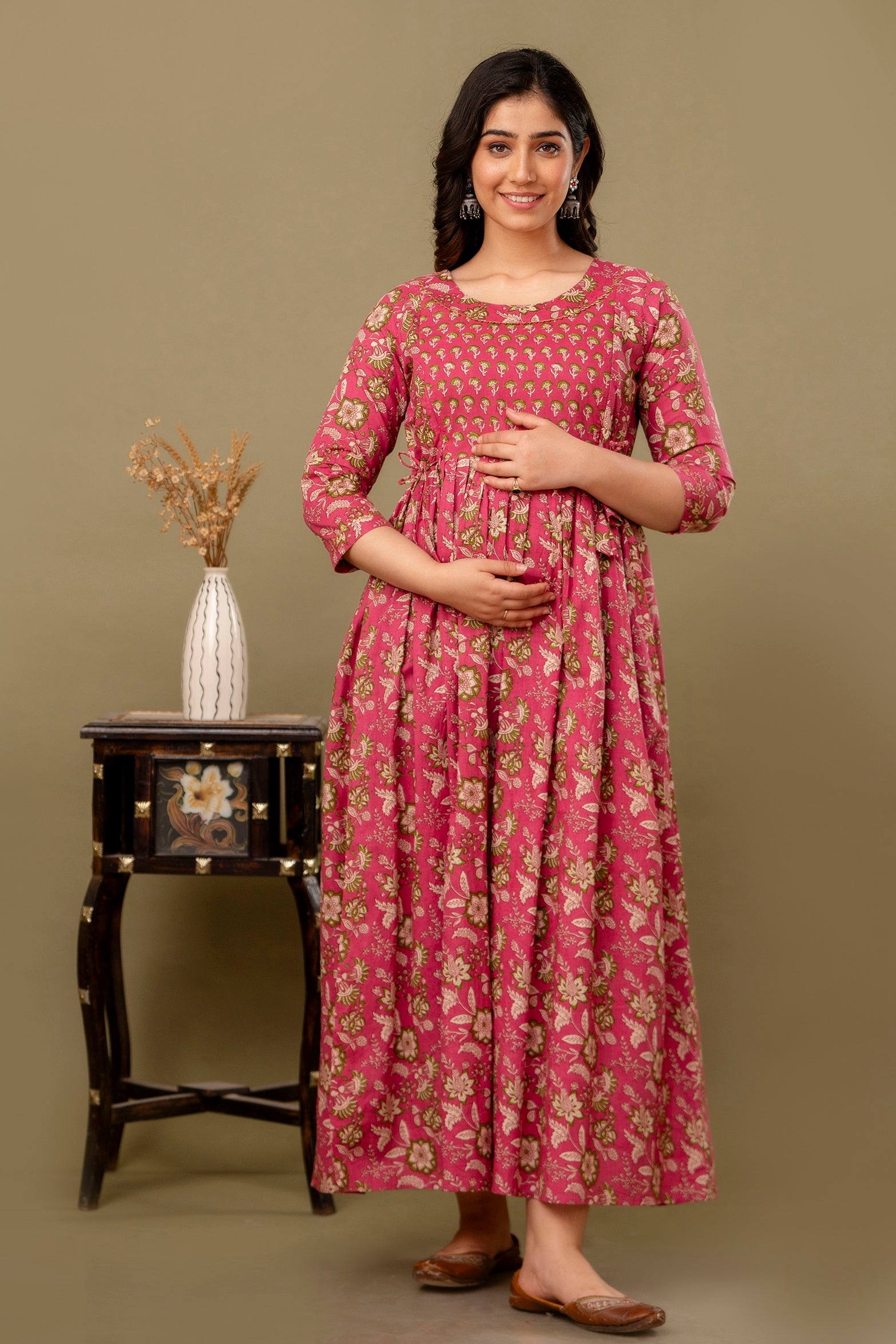 Majestic divas Cotton Rani Pink Floral Buta Printed Maternity Feeding Kurta Dress with Dual Zippers Main image