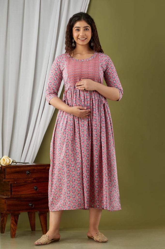 Majestic divas Cotton Blush Pink Floral Maternity Feeding Kurta Dress with Dual Zippers