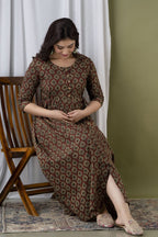 Majestic divas Cotton Maroon Printed Maternity Feeding Kurta Dress with Dual Zippers