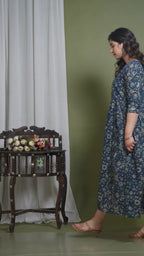 Majestic divas Cotton Teal Blue Beige Floral & Bird Printed Maternity Feeding Kurta Dress with Front Buttons & Dual Zippers